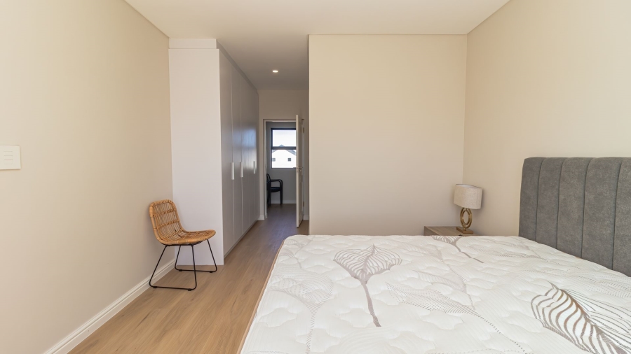 To Let 4 Bedroom Property for Rent in Sandown Western Cape